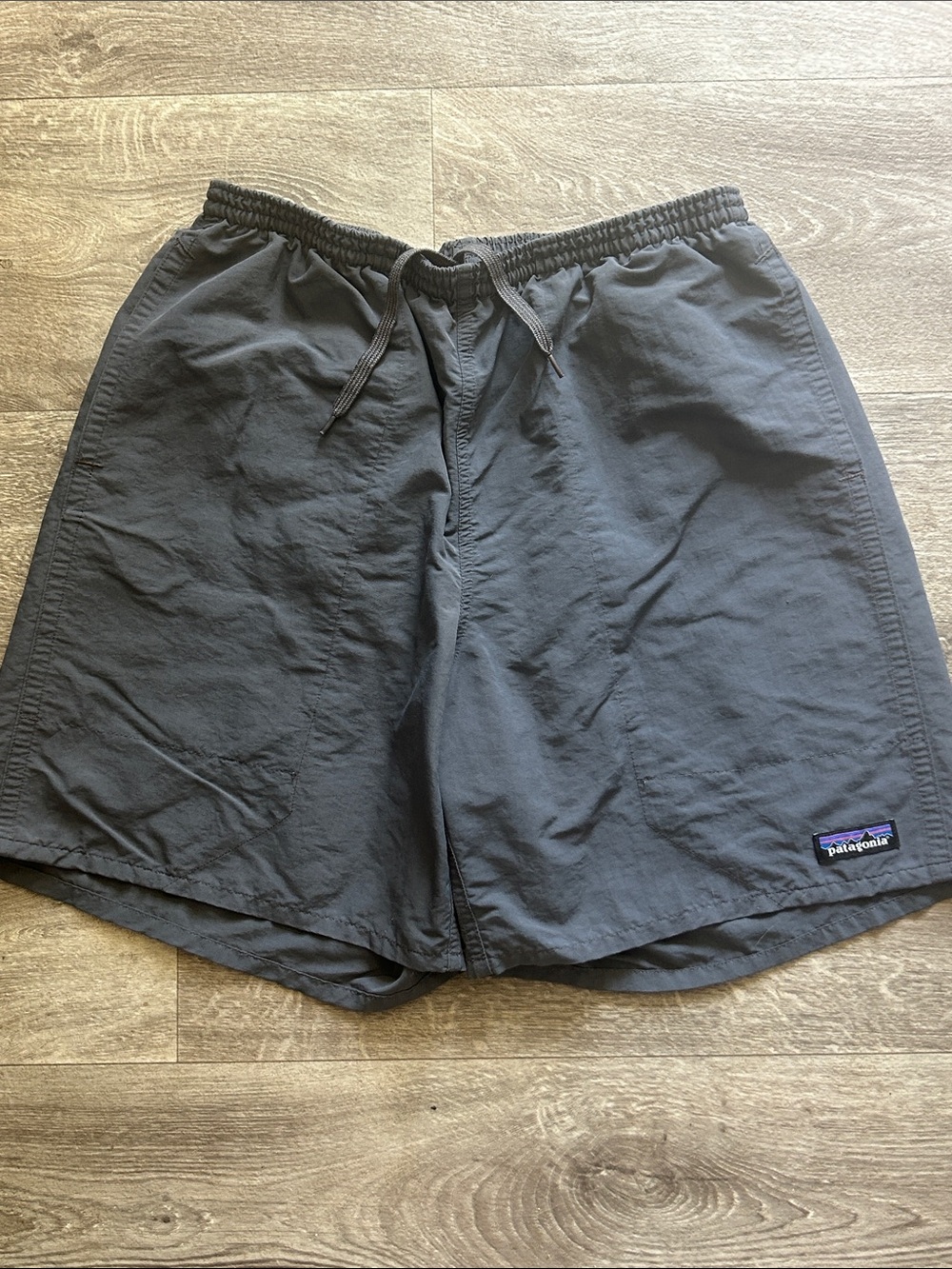 Patagonia shorts women’s jogger inner panty pockets drawstring gray m